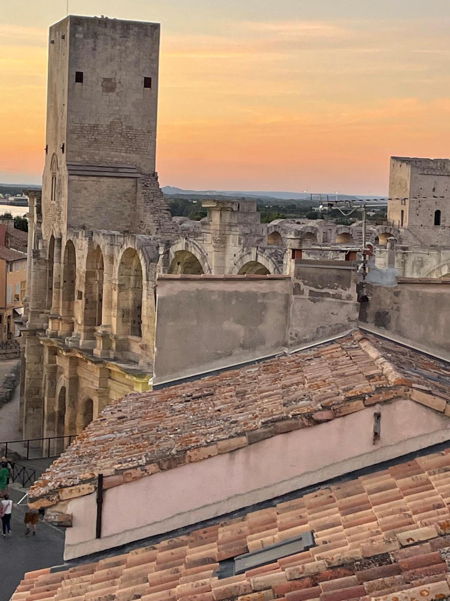 Le Petit Arles Διαμέρισμα Εξωτερικό φωτογραφία